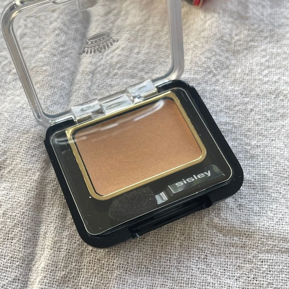 Sisley Les Phyto Ombres Long Lasting Radiant Eyeshadow GOLDEN TOUCH‎ .04 Oz